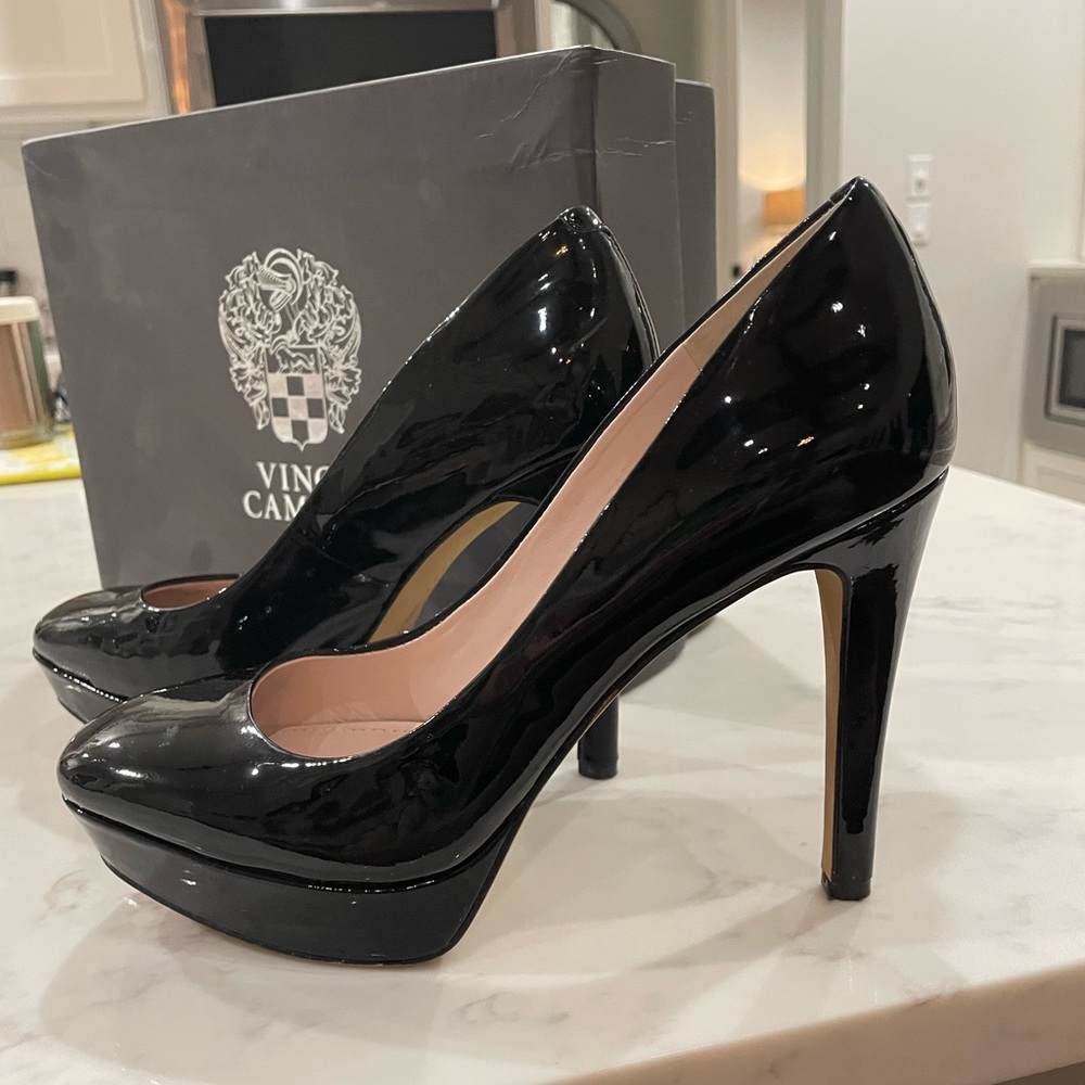 Gorgeous Vince Camuto patent leather pumps! Worn only a few times.